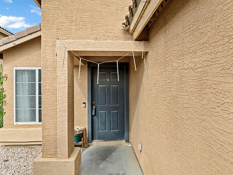 22258 W Twilight Trl photo 3