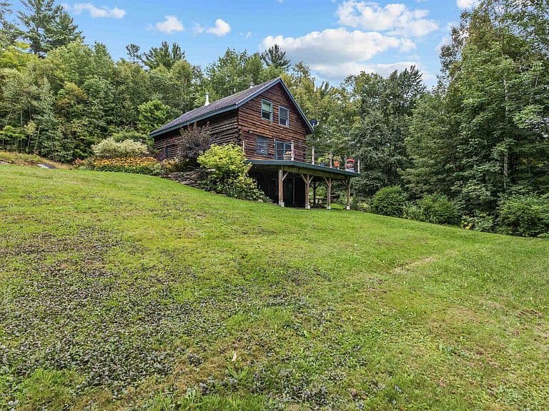 263 McCullough Hill Road photo 2