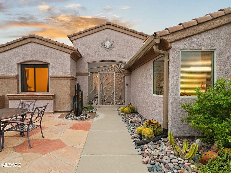 2172 W Calle Casas Lindas photo 4
