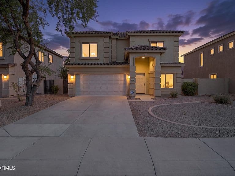 44247 W CAVEN Drive photo 1