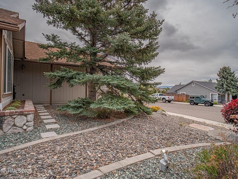 3580 Haystack Dr photo 4