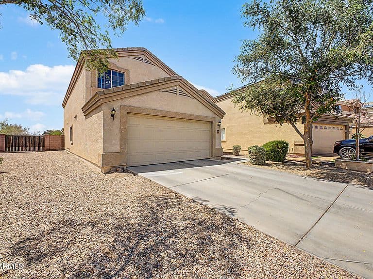 1682 S 233RD Avenue photo 1