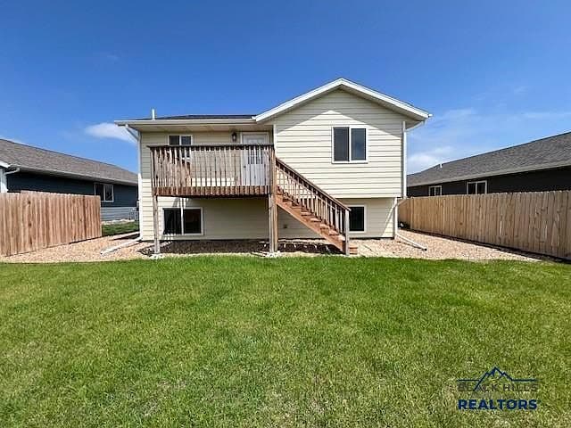 427 Diamond Ridge Blvd photo 3