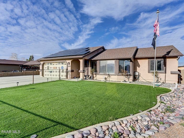 3500 N Greg Dr photo 1