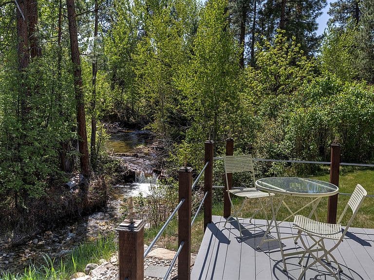 230 Cap Ln photo 1