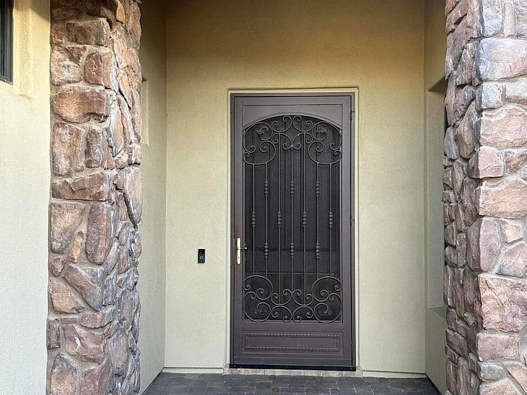 16111 W Glenrosa Ave photo 4