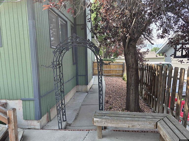 2220 18th St photo 5