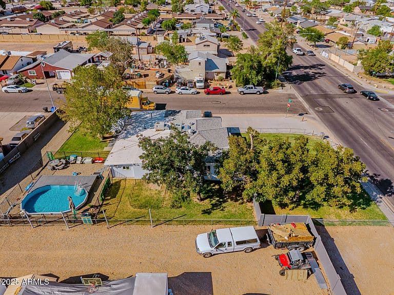 610 S Stapley Dr photo 1