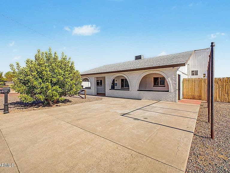 6407 E ASPEN Avenue photo 2