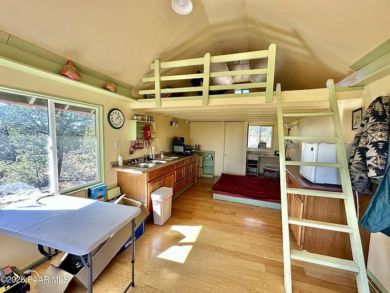 30425 W Conejo Rd photo 3