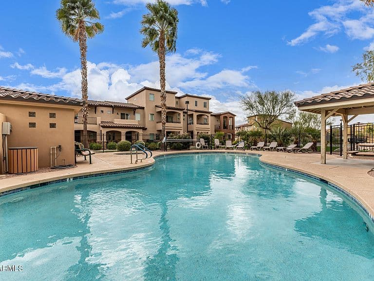 2821 S Skyline Dr Unit 129 photo 4