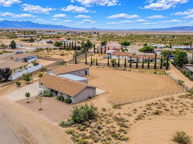 9189 N Vista Drive photo 3