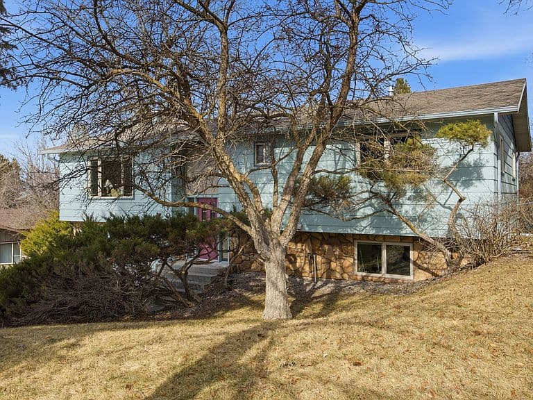 103 Terrace Way photo 3