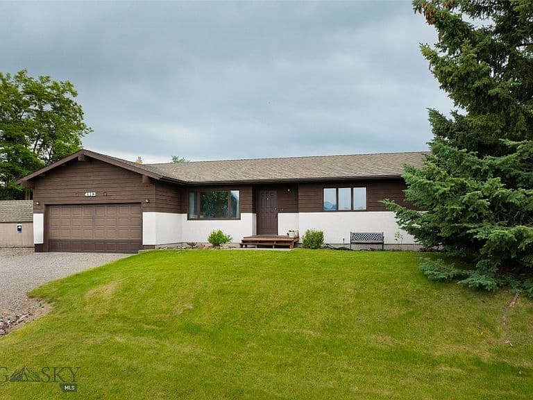 4913 Itana Cir photo 4