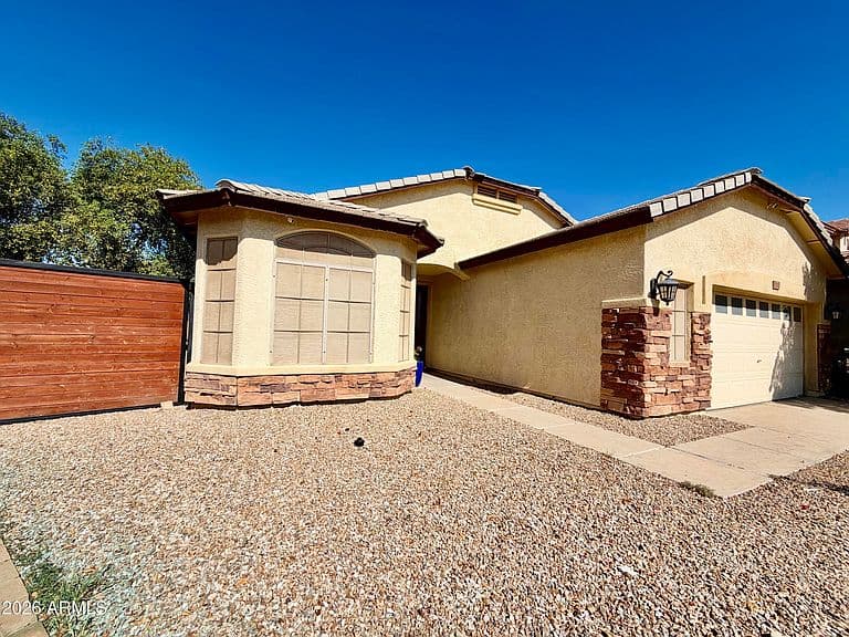 3232 W T RYAN Lane photo 4