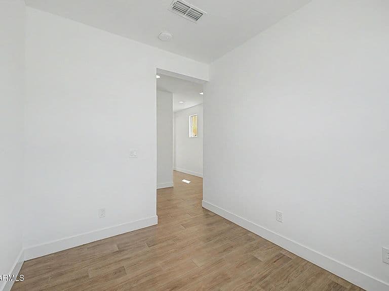 21501 E TIMBERLINE Road photo 5