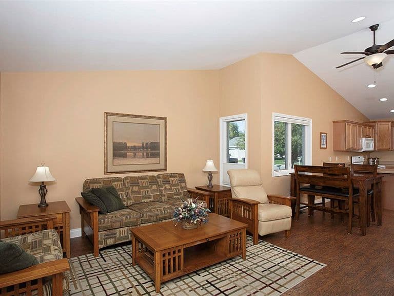 3124 N Daffodil Dr photo 5