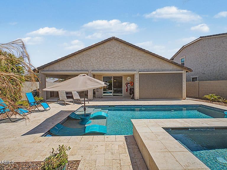 2074 N 139TH Drive N photo 4