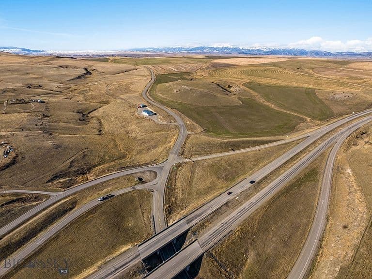 300 Buffalo Jump Rd photo 5