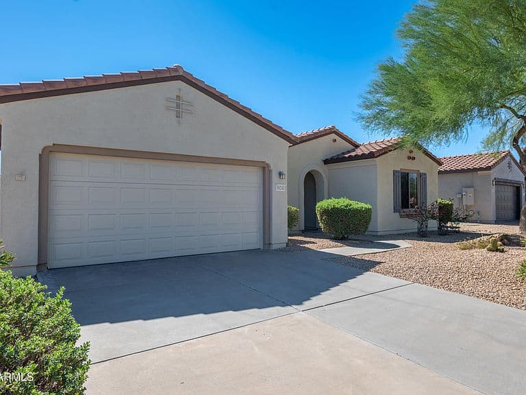 19241 N EMERALD COVE Way photo 1