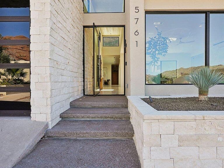 5761 N ECHO CANYON Circle photo 5
