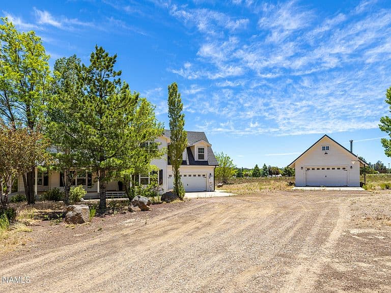 6070 E Treadway Trl photo 4