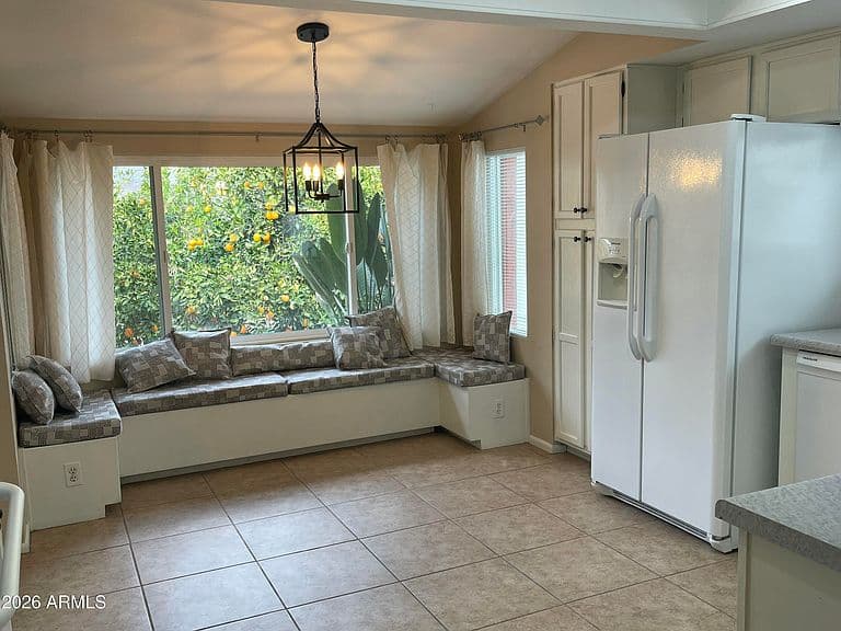 6234 E CAROLINA Drive photo 2