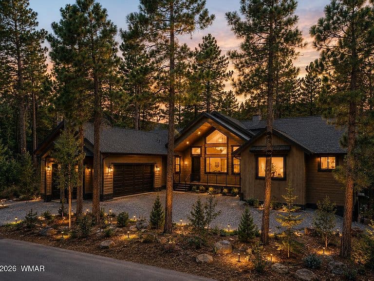 688 Pine Creek Dr photo 2