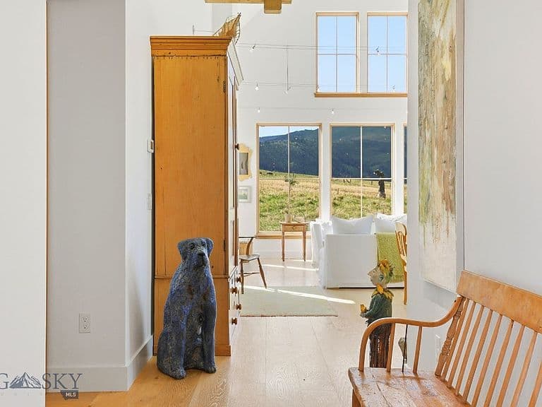 1111 Upper Tom Burke Rd photo 5