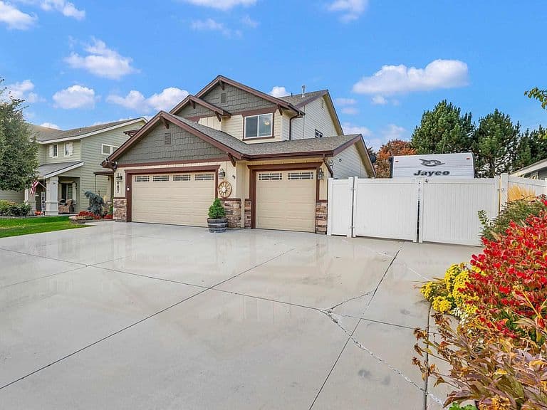 11687 Annette Ct photo 4