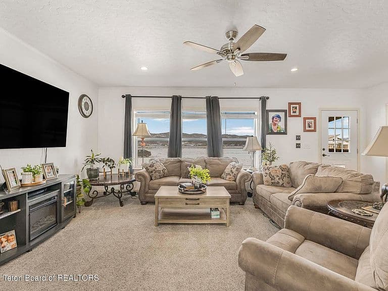 60 Summit Way photo 4