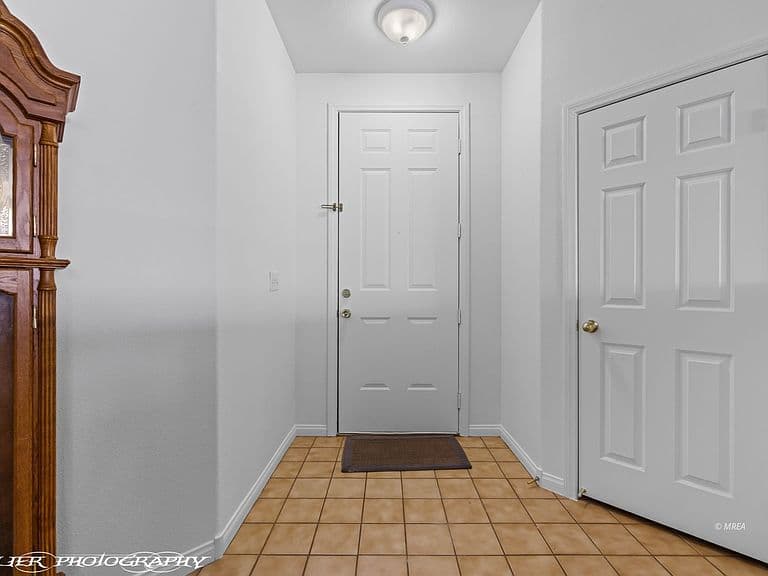 464 Canyon View Way photo 4