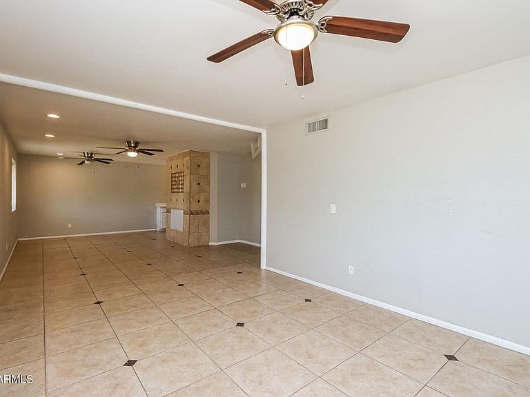 1312 W PECOS Avenue photo 4