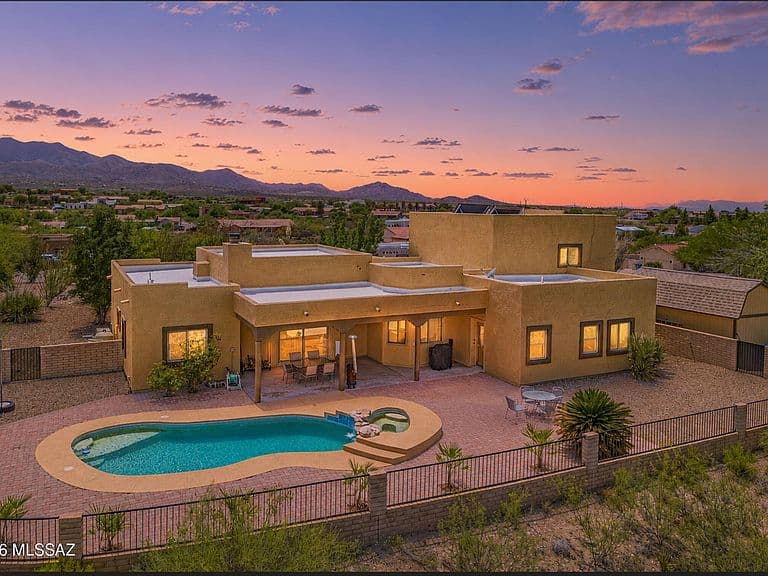 340 N Suntan Dr photo 4