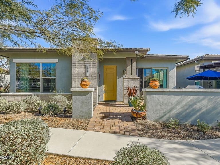 20721 W FERN Drive photo 2