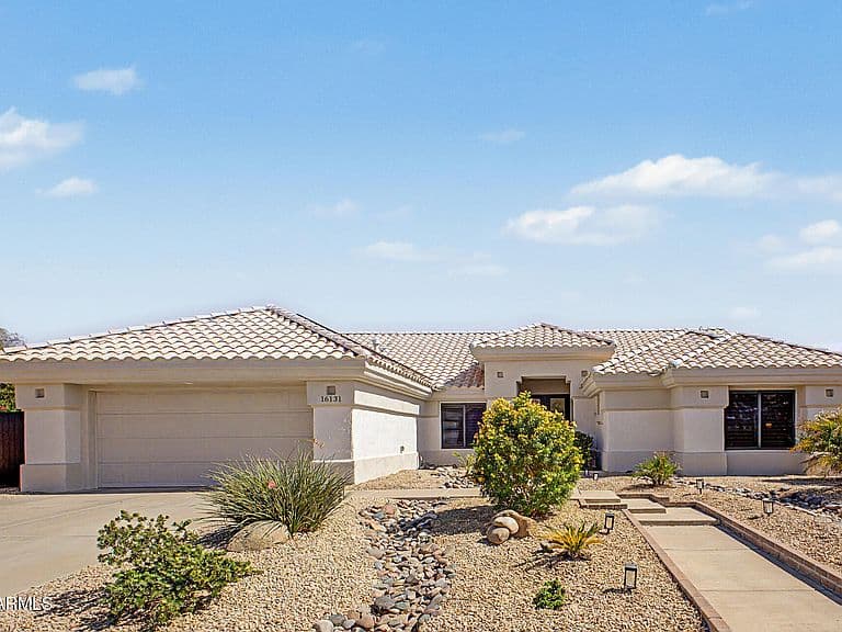 16131 W SENTINEL Drive photo 2