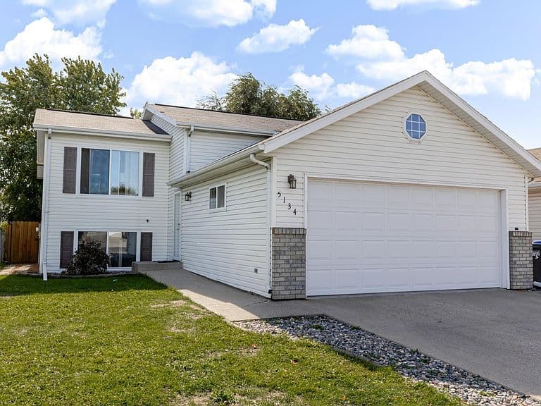 5134 7th Ln S photo 1