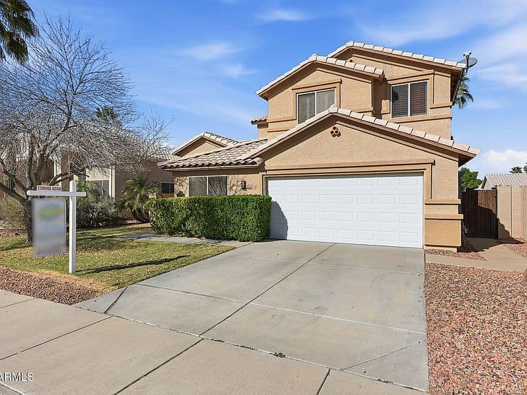 16248 W Hadley St photo 2