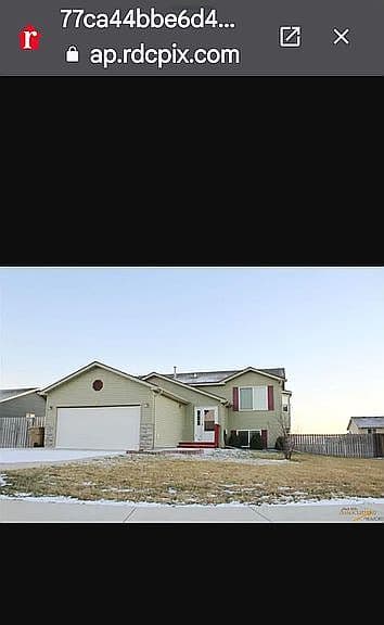 611 Airway Ct photo 1