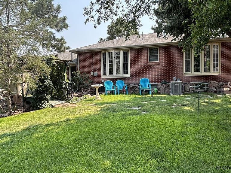 3924 Bevans St photo 2