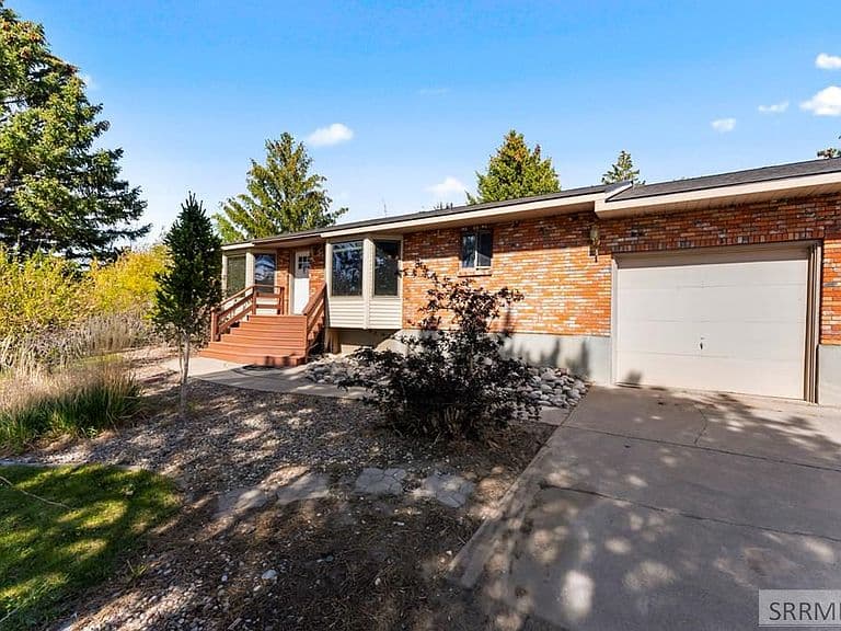 6685 E Iona Rd photo 2