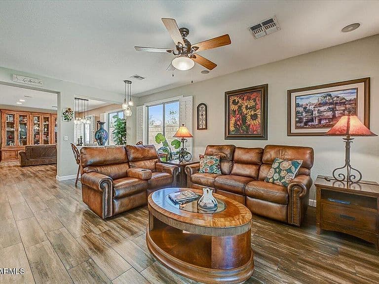 40519 N MILL CREEK Court photo 5