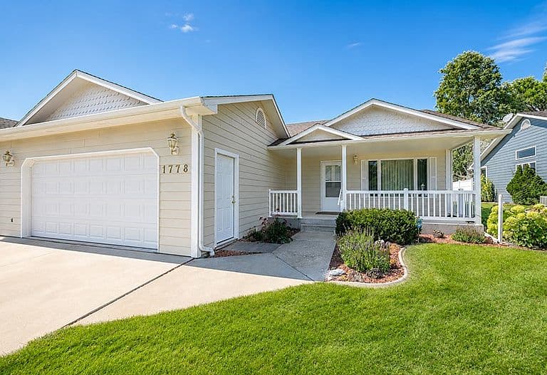 1778 Golden Blvd photo 1