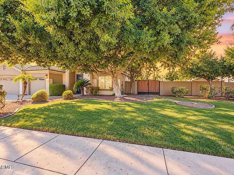 3540 S HOLGUIN Court photo 4