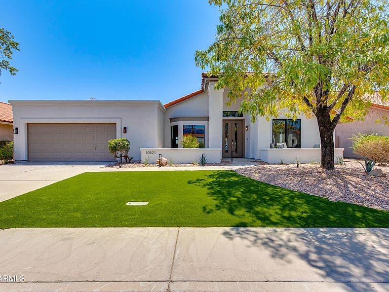 10521 E BELLA VISTA Drive photo 2