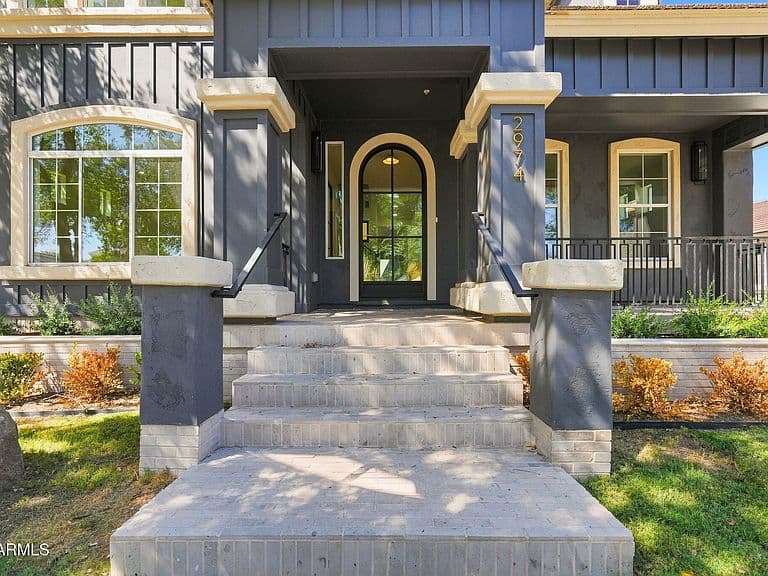 2974 E CAMELLIA Drive photo 3
