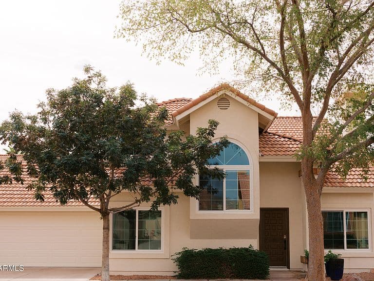 3757 E Kent Drive photo 1