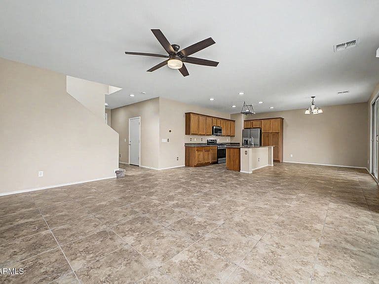 21242 E PECAN Lane photo 4