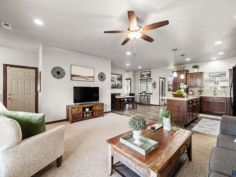 6404 S Callie Eve Cir photo 2