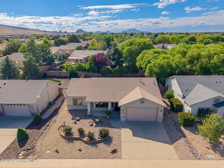 5424 N Bronco Ln photo 2